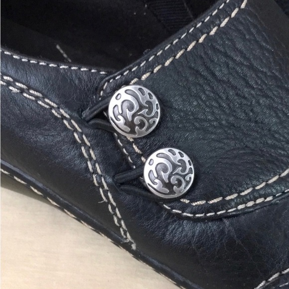 ♣️Clarks Ashland Alpine Bendable Black Leather Slip On Comfort Loafer Shoes 9M - Picture 2 of 8